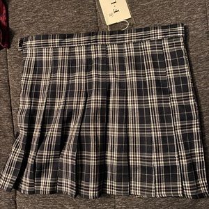 3/$20 navy, black, grey, white plaid pleated school girl skirt nwt see descr